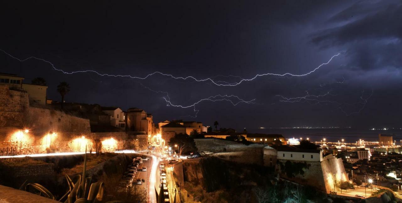 شقة كالياري  في Monolocale Al Vicoletto المظهر الخارجي الصورة